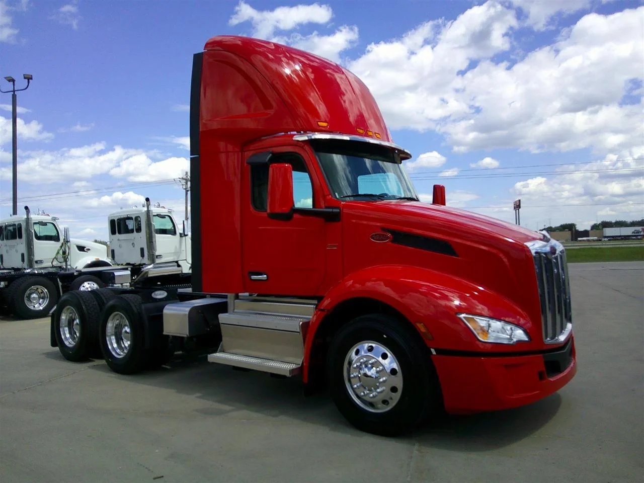 2027 Peterbilt 579 in Fargo, ND — photo 2