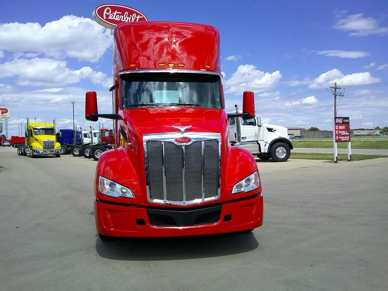 2027 Peterbilt 579