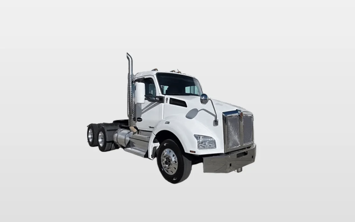 2020 Kenworth T880 - image 1