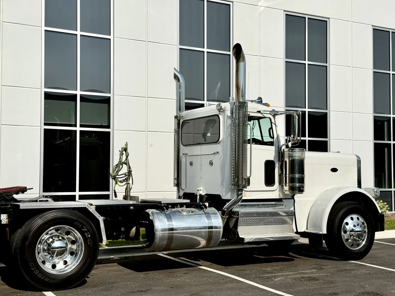 2022 Peterbilt 389 in New Lenox, IL — photo 7