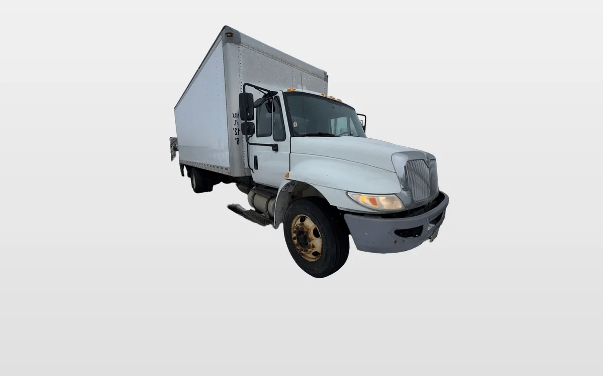 2017 International 4300 - image 1