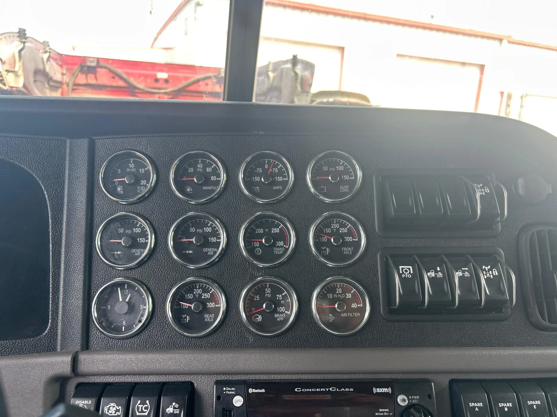2024 Peterbilt 389 in Zanesville, OH — photo 19