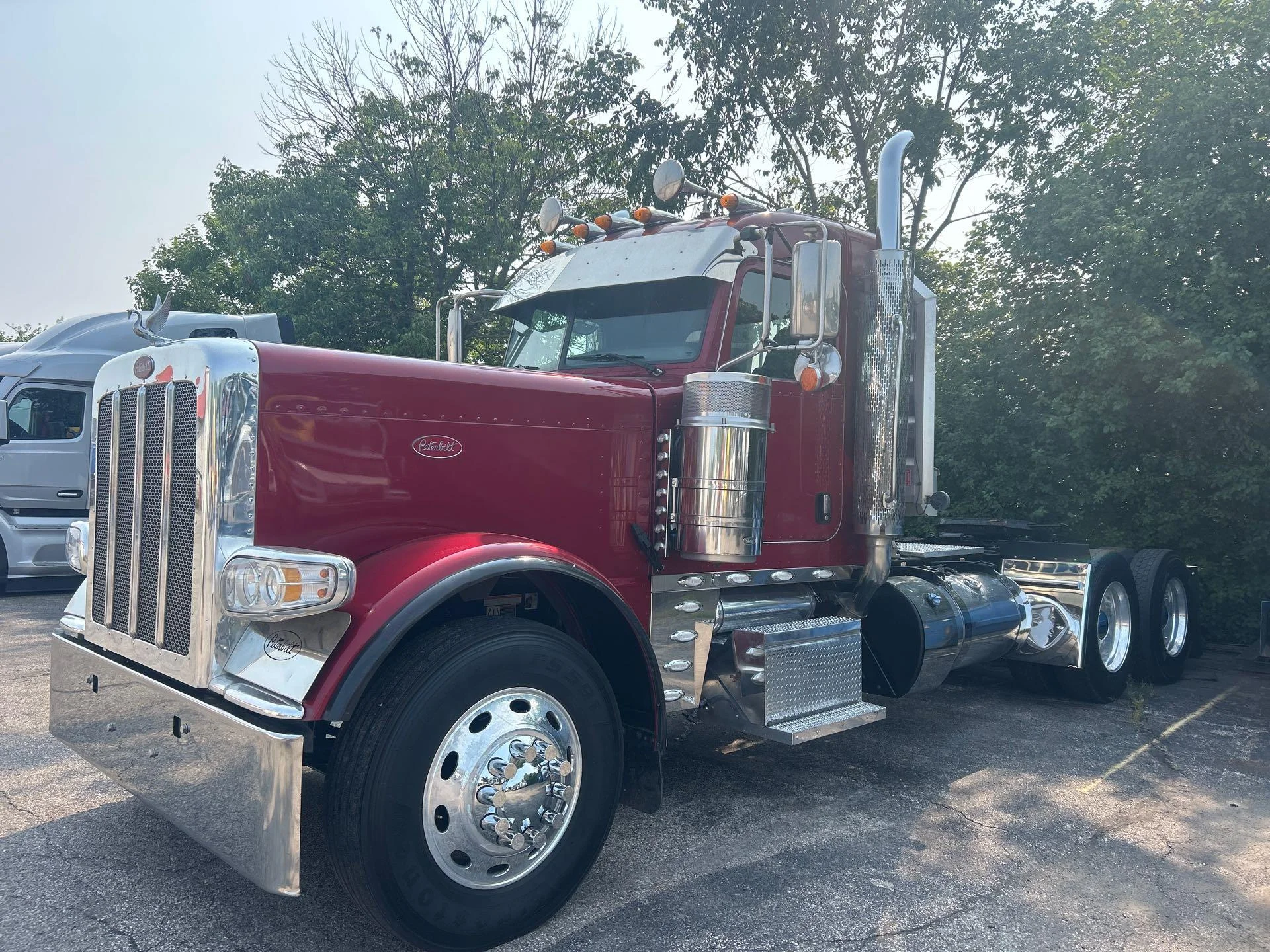 2024 Peterbilt 389 in Zanesville, OH