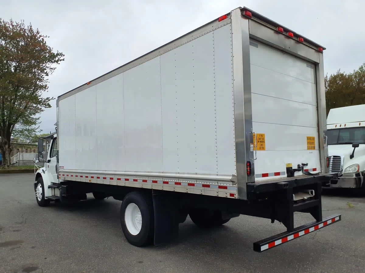 2017 Freightliner M2 106 in Springfield, MA — photo 6