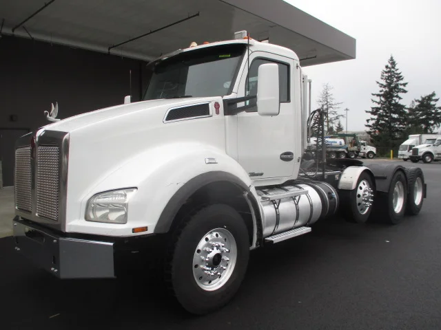 2020 Kenworth T880