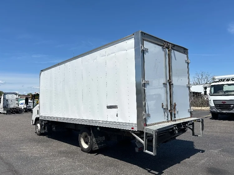 2021 Isuzu NQR in West Babylon, NY — photo 6