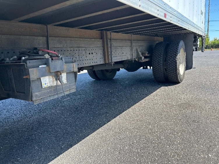 2021 Isuzu NQR in West Babylon, NY — photo 5