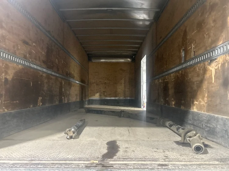 2020 International MV - image 5