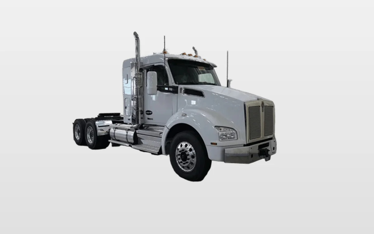 2027 Kenworth T880 - image 1