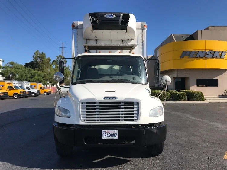 2020 Freightliner M2 106 in Torrance, CA — photo 2