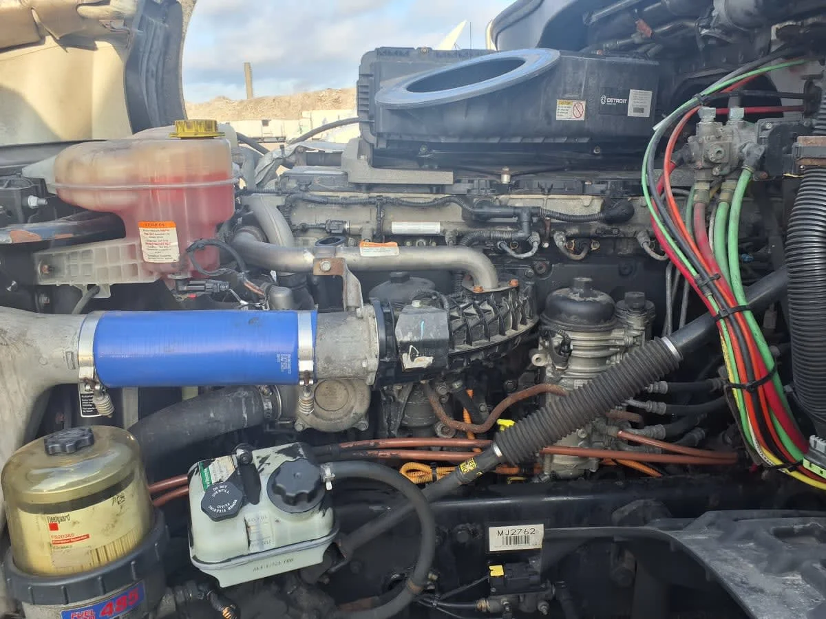 2021 Freightliner Cascadia - image 9