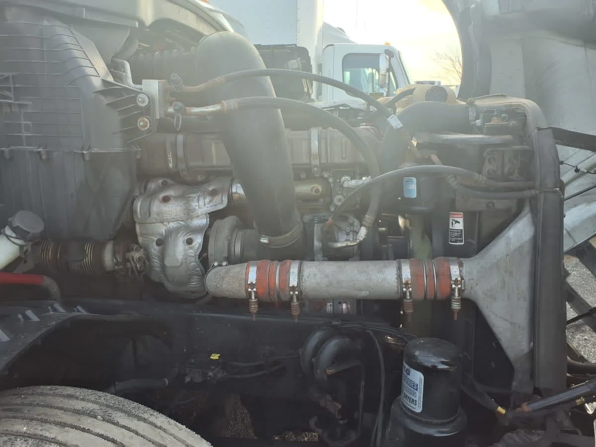 2021 Freightliner Cascadia in Taylor, MI — photo 13