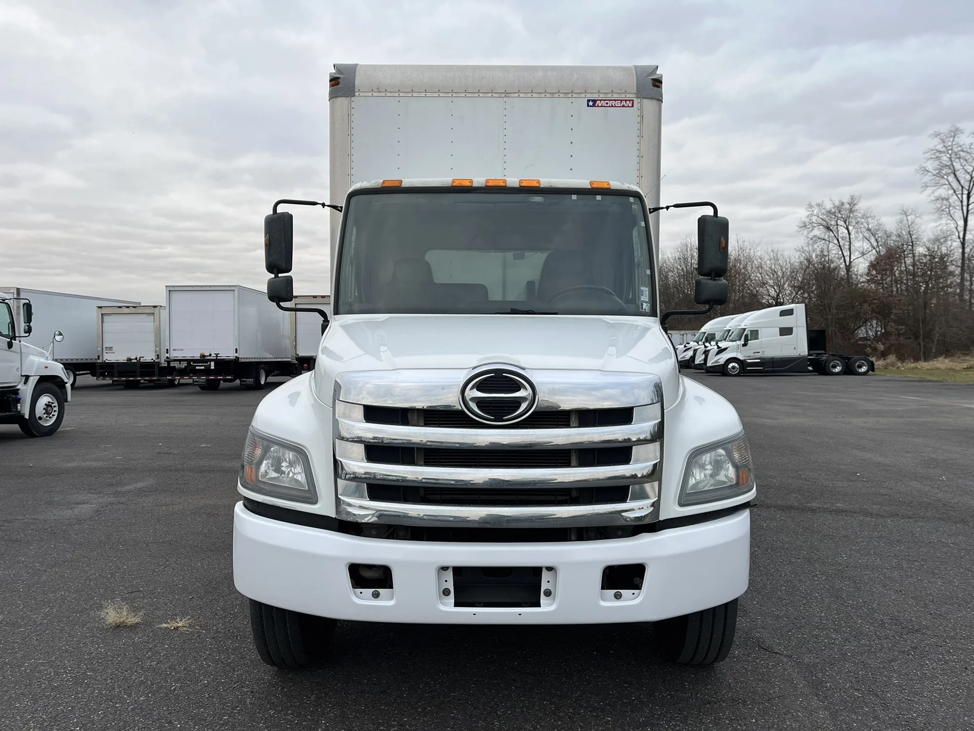 2020 Hino 268 in Trenton, NJ — photo 2