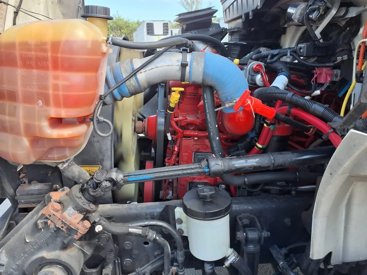 2019 International MV - image 10