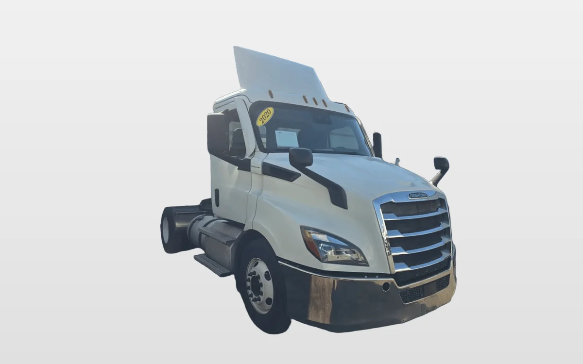 2020 Freightliner Cascadia - image 1