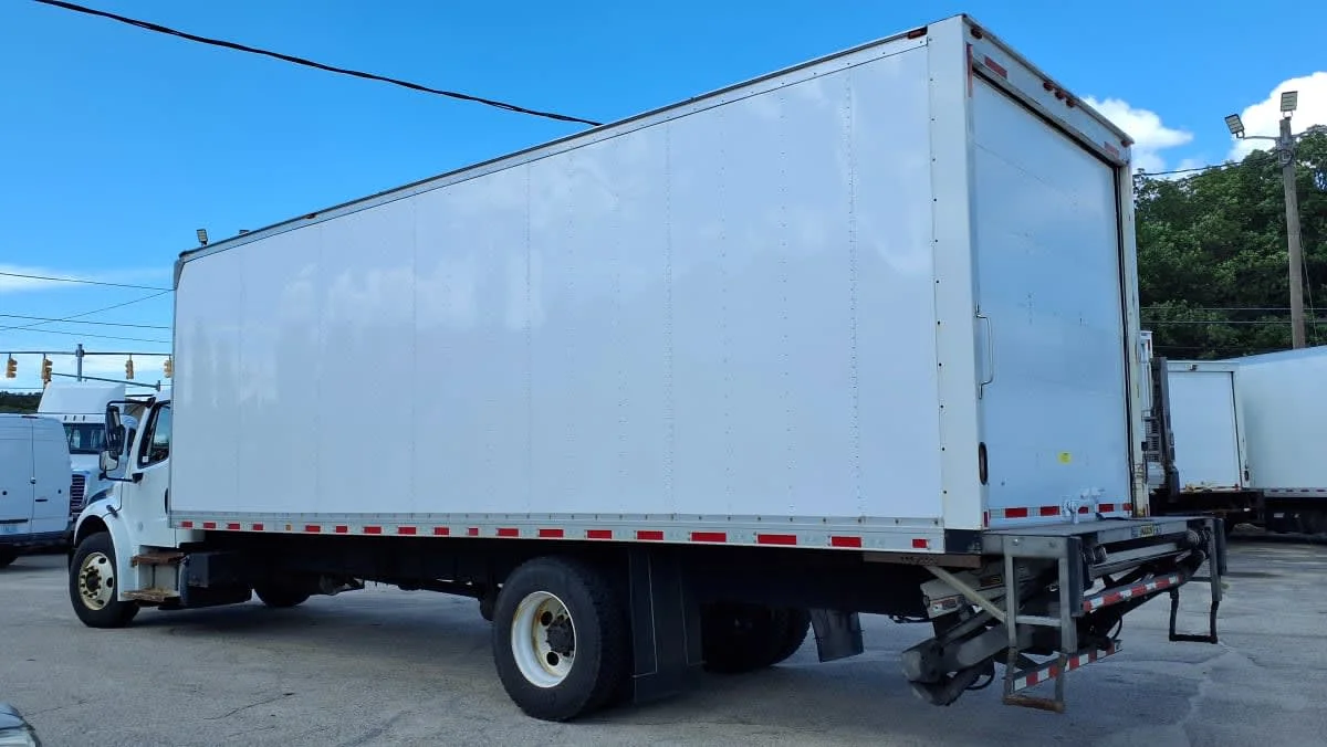 2020 Freightliner M2 106 in Warwick, RI — photo 6