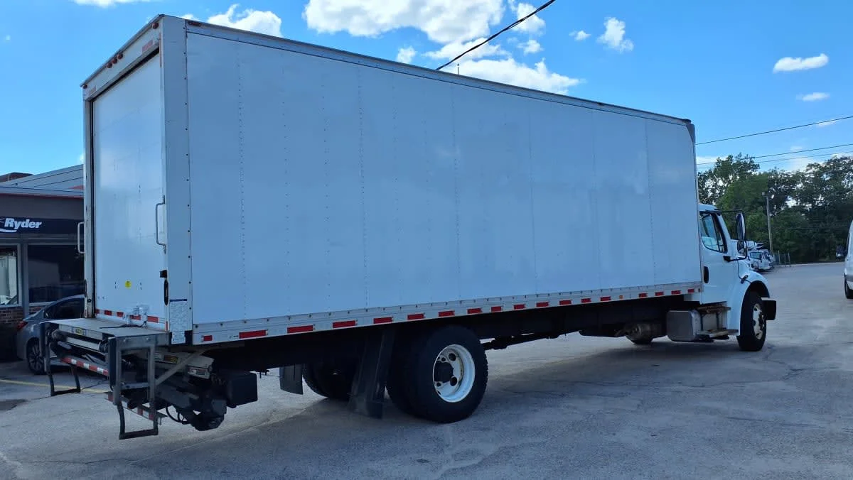 2020 Freightliner M2 106 in Warwick, RI — photo 4