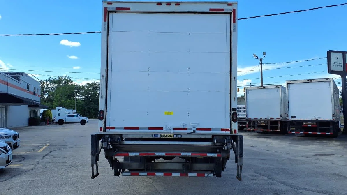 2020 Freightliner M2 106 in Warwick, RI — photo 5