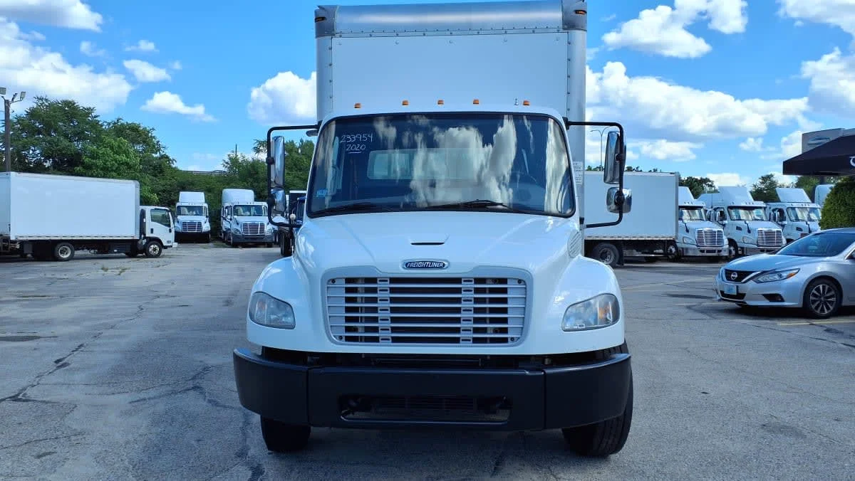 2020 Freightliner M2 106 in Warwick, RI — photo 2