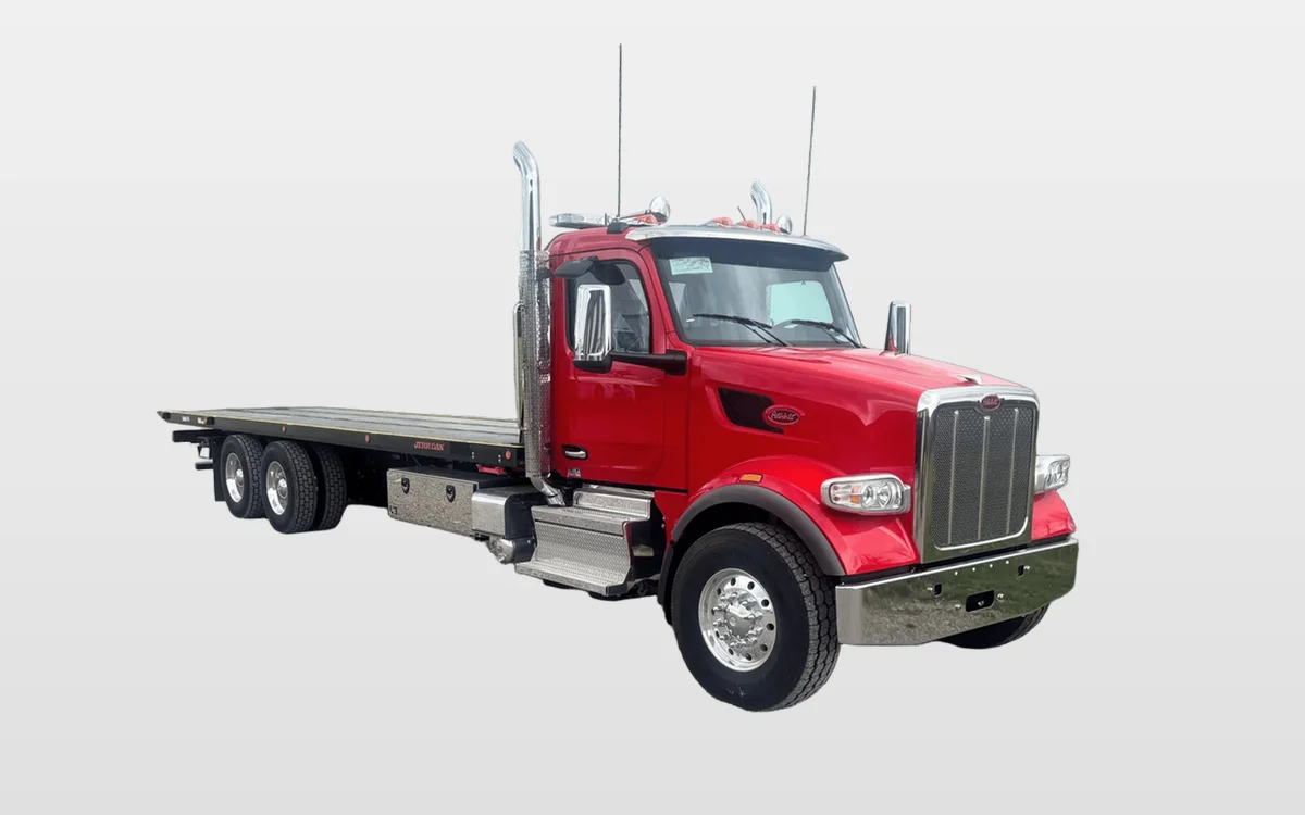 2024 Peterbilt 567 - image 1