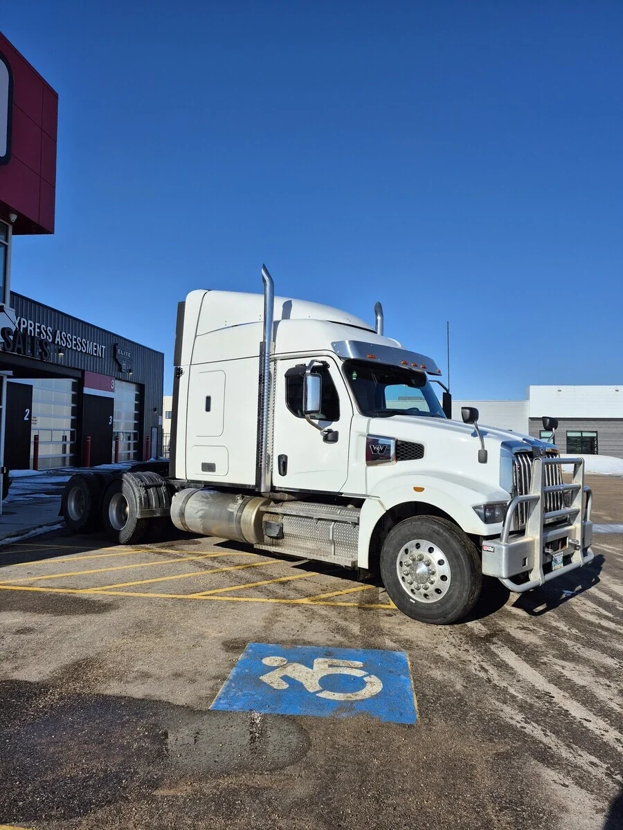 2023 Western Star 49X - image 4