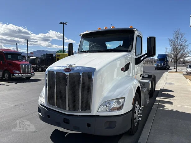2021 Peterbilt 579 in Salt Lake City, UT — photo 4