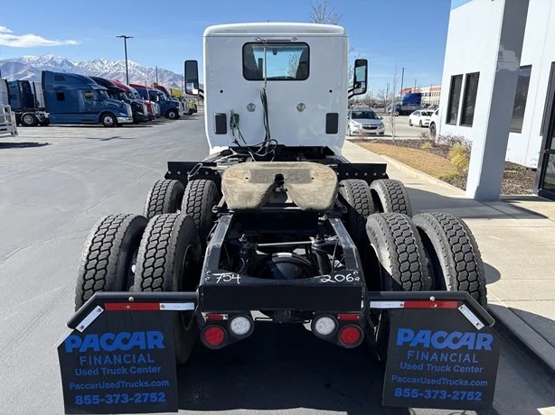 2021 Peterbilt 579 in Salt Lake City, UT — photo 9