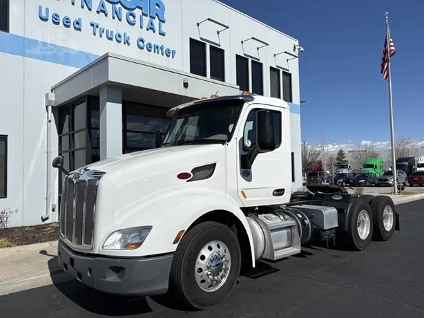 2021 Peterbilt 579