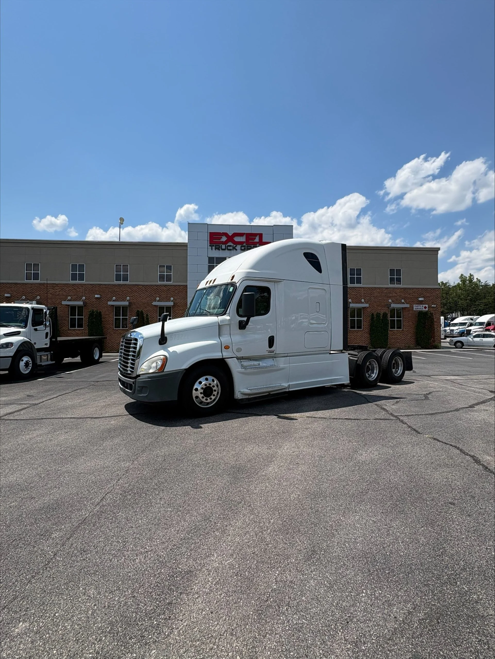 2016 Freightliner Cascadia in Roanoke, VA