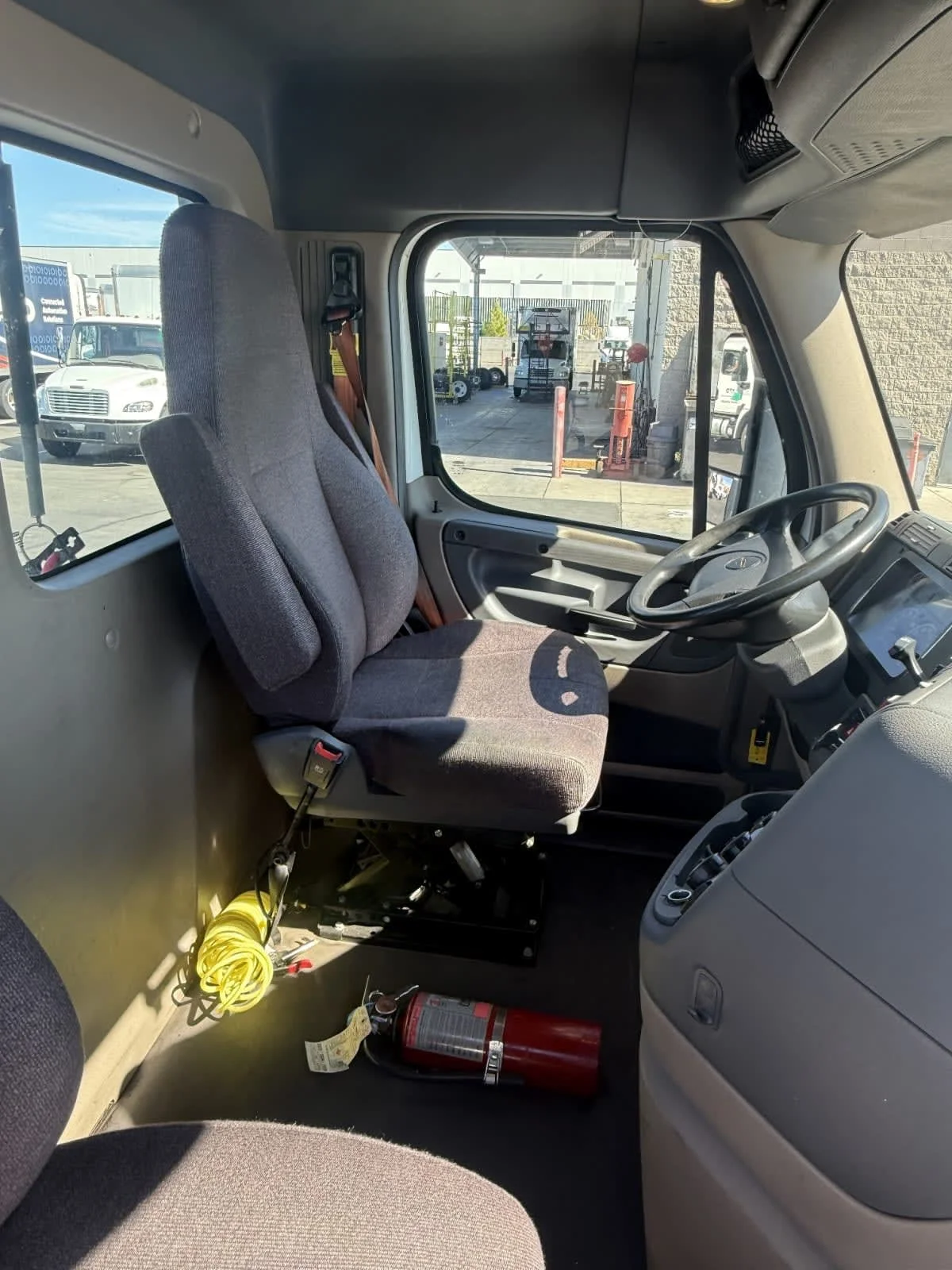 2020 Freightliner Cascadia in North Las Vegas, NV — photo 7