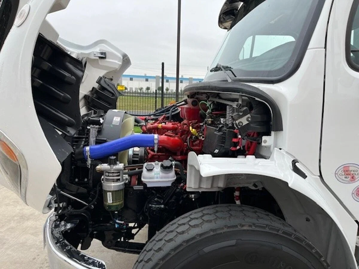 2027 Freightliner M2 106 — photo 13