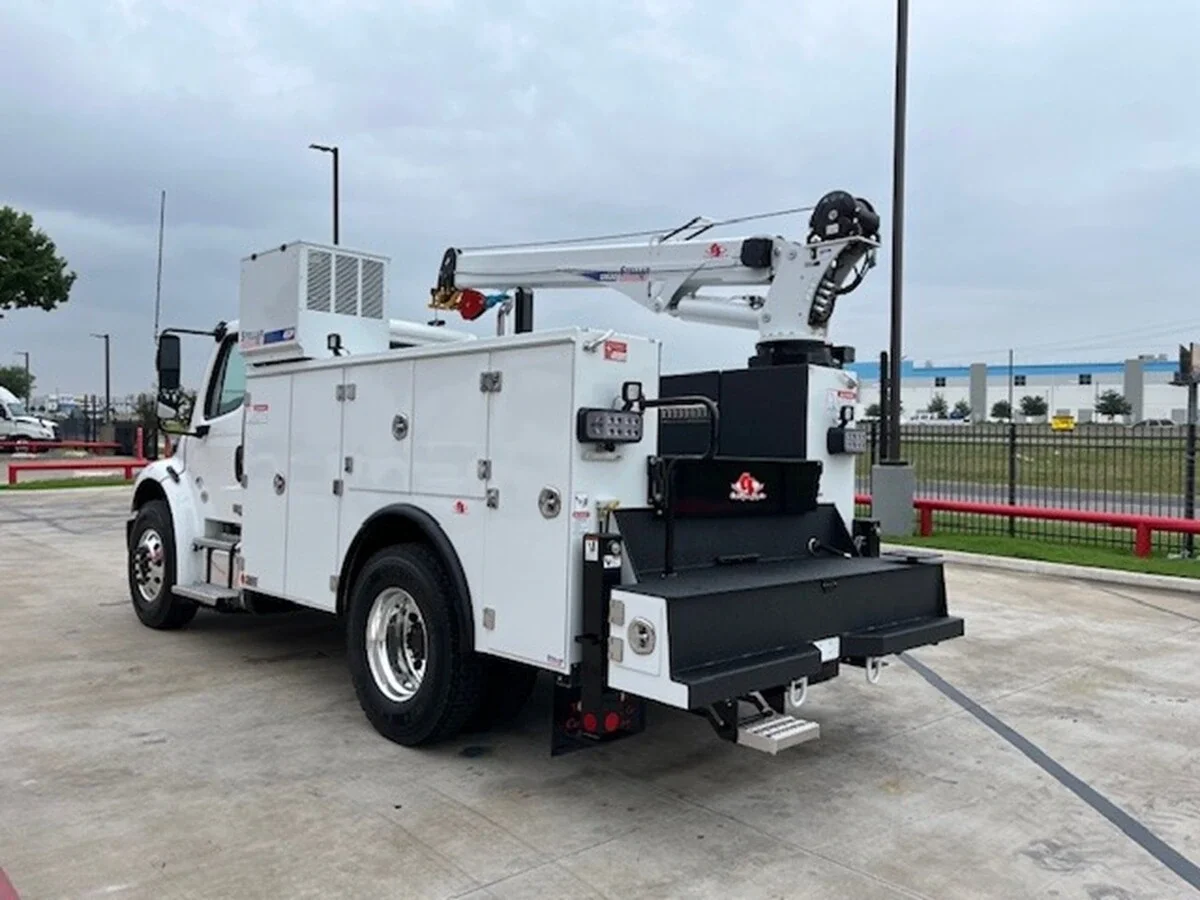2027 Freightliner M2 106 — photo 7