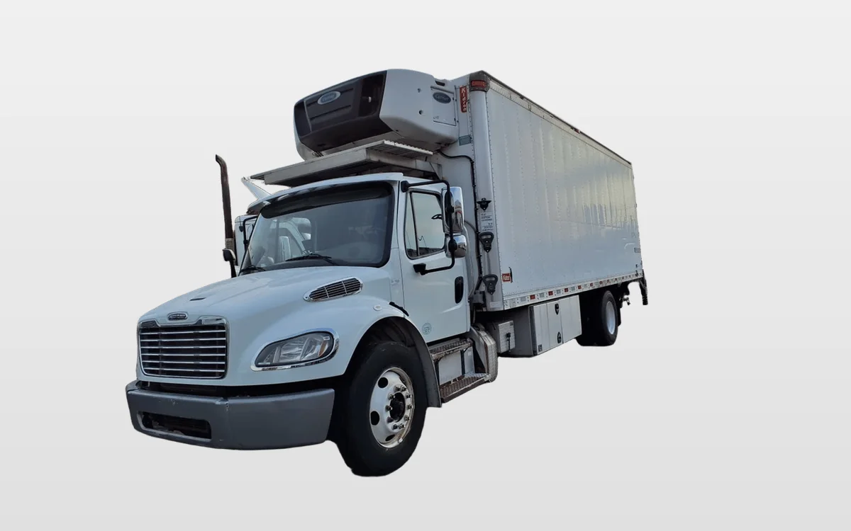 2017 Freightliner M2 106 - image 1