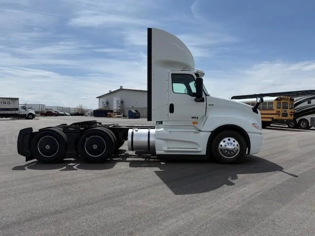2026 International LT - image 7