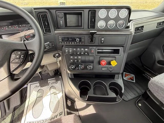 2026 International LT in Salt Lake City, UT — photo 13