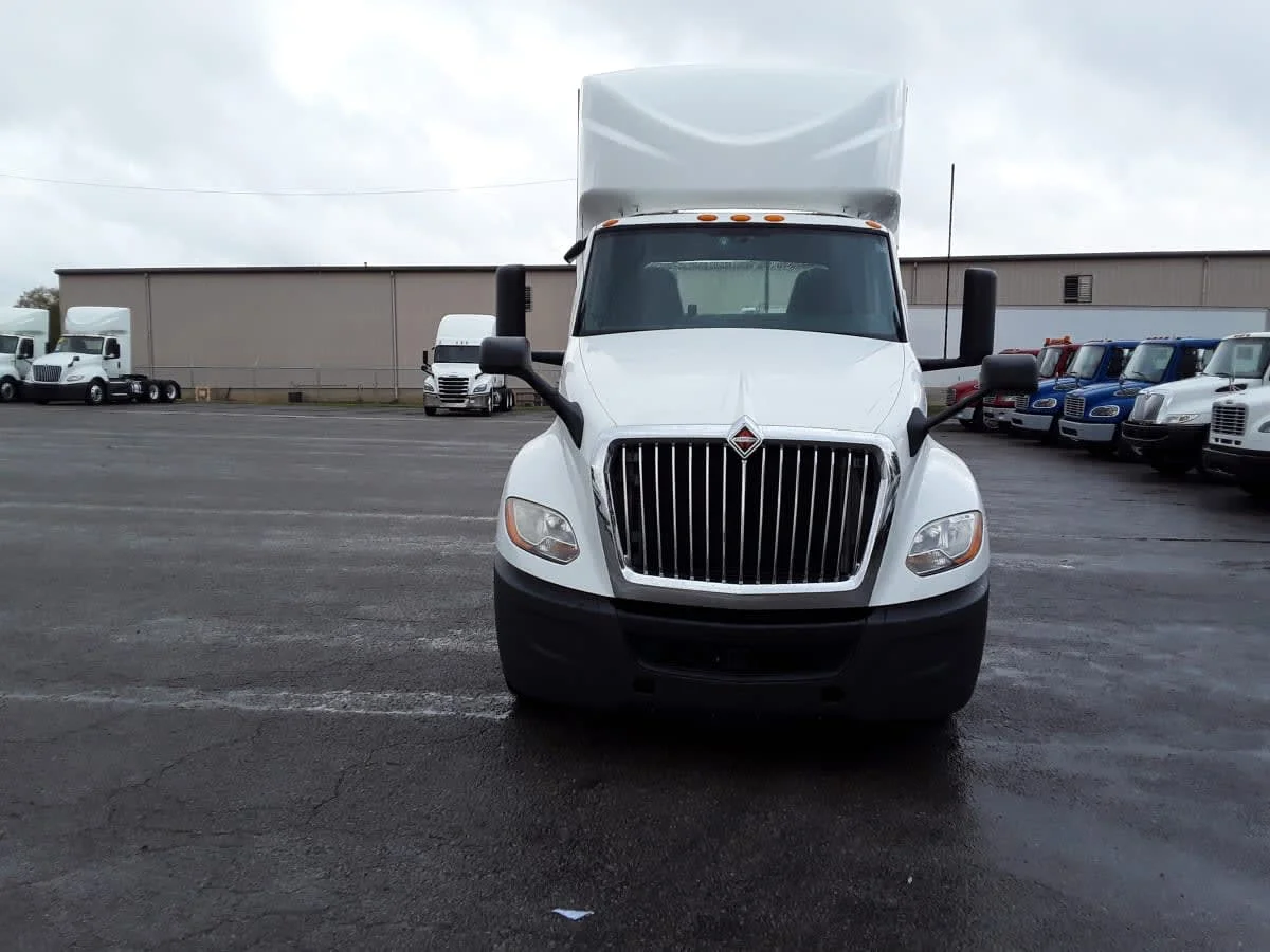 2020 International LT in La Vergne, TN — photo 2