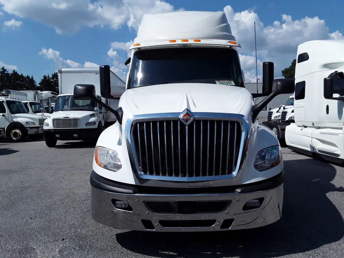 2020 International LT in Allentown, PA — photo 2