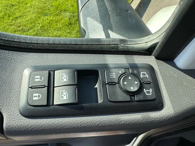 2026 International LT - image 21