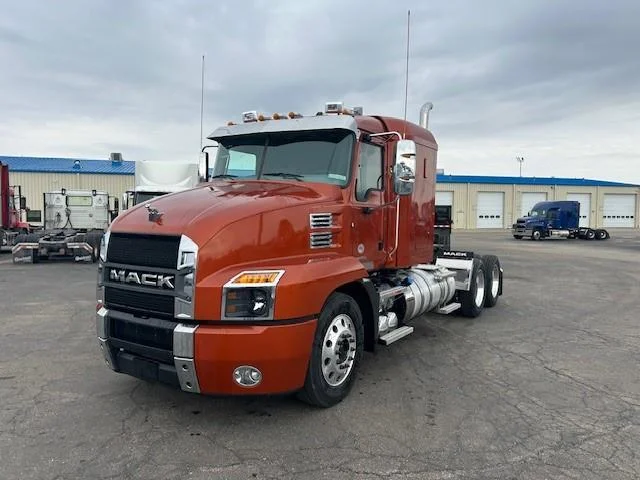 2026 Mack Anthem in London, OH