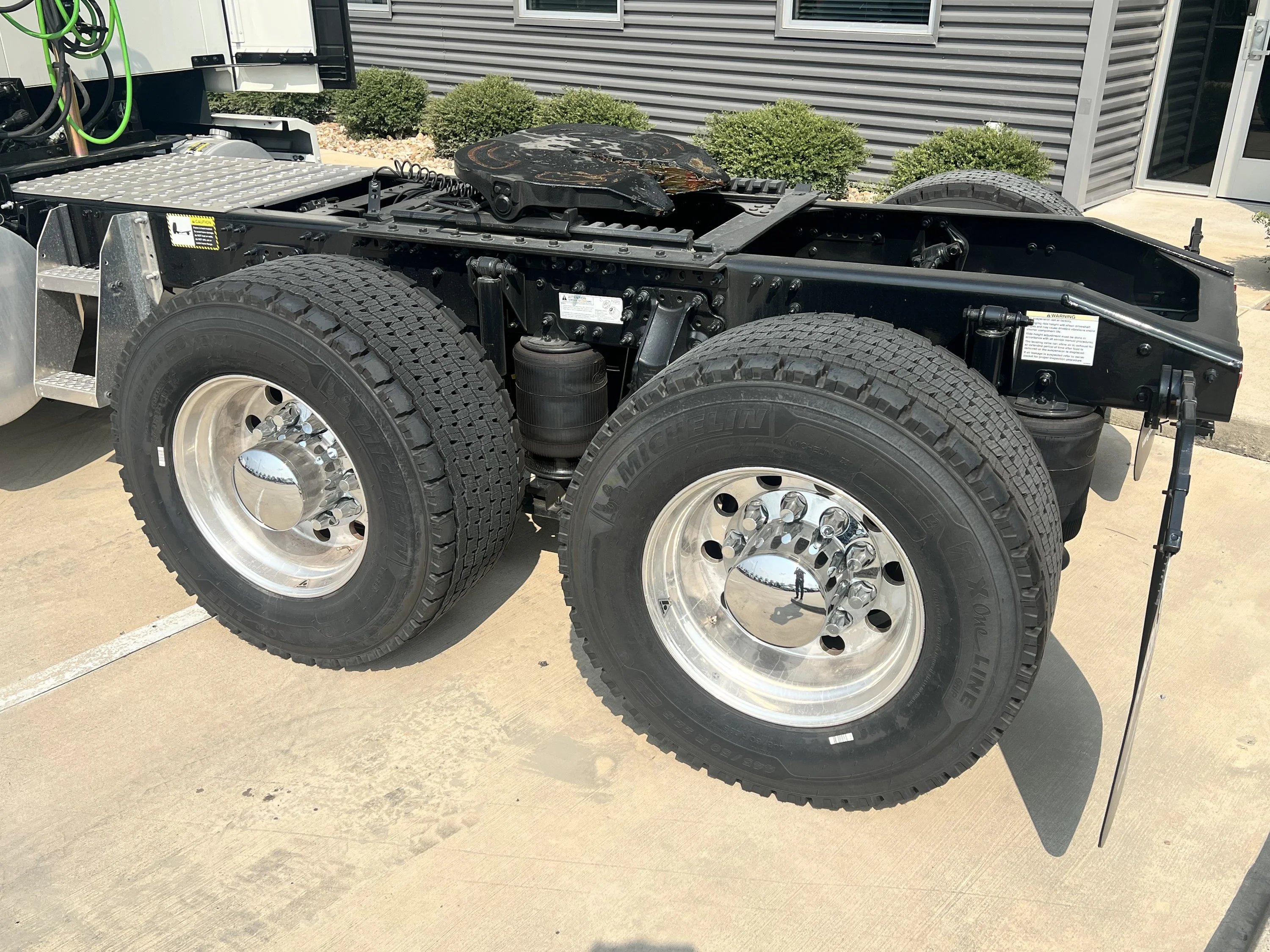 2025 Mack Anthem in Houston, TX — photo 5