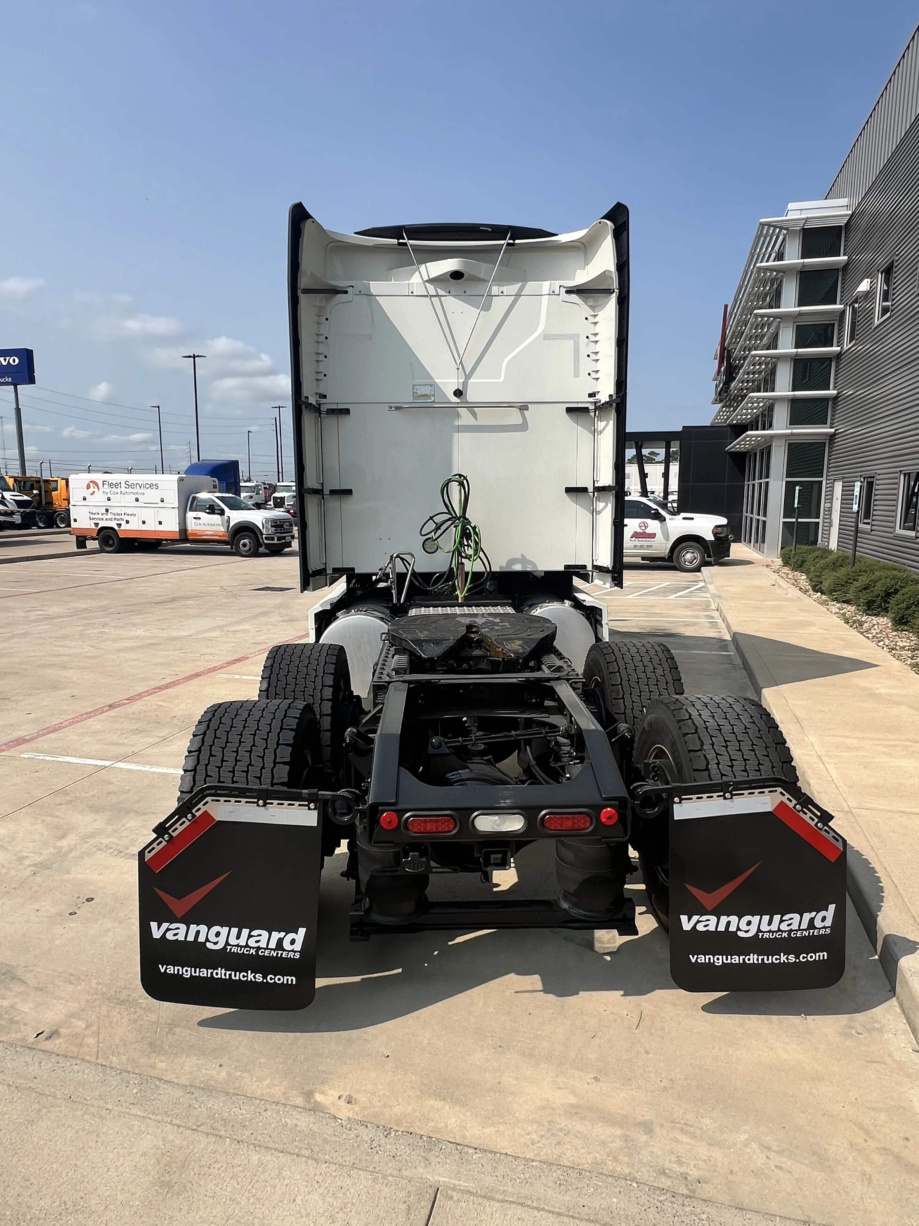 2025 Mack Anthem in Houston, TX — photo 4