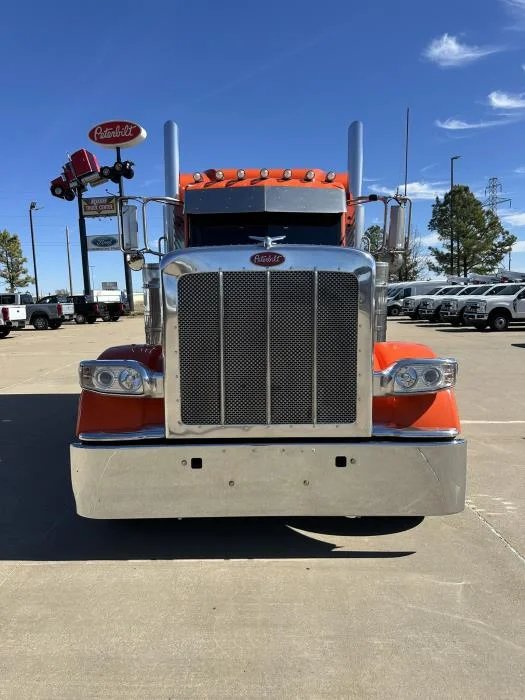 2024 Peterbilt 389 - image 4