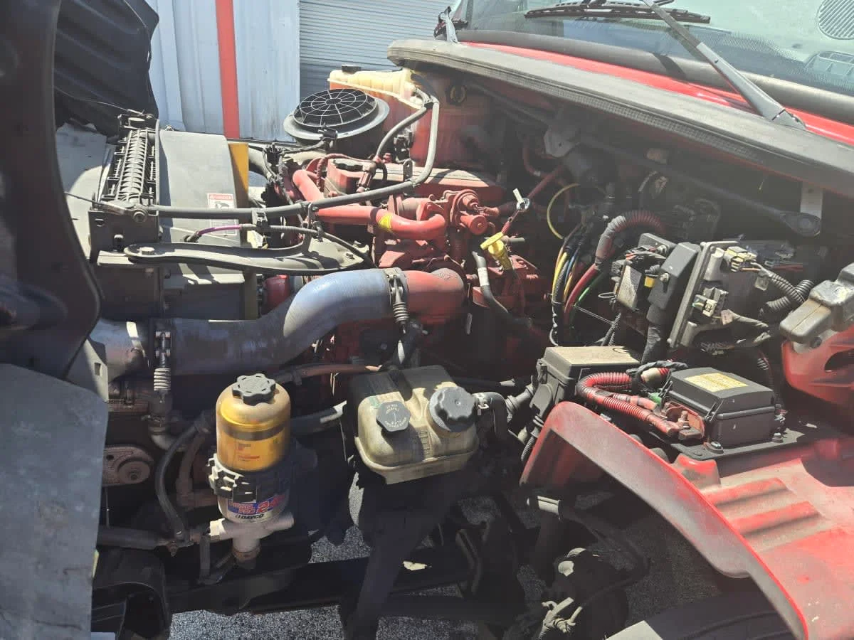 2018 Freightliner M2 106 - image 9