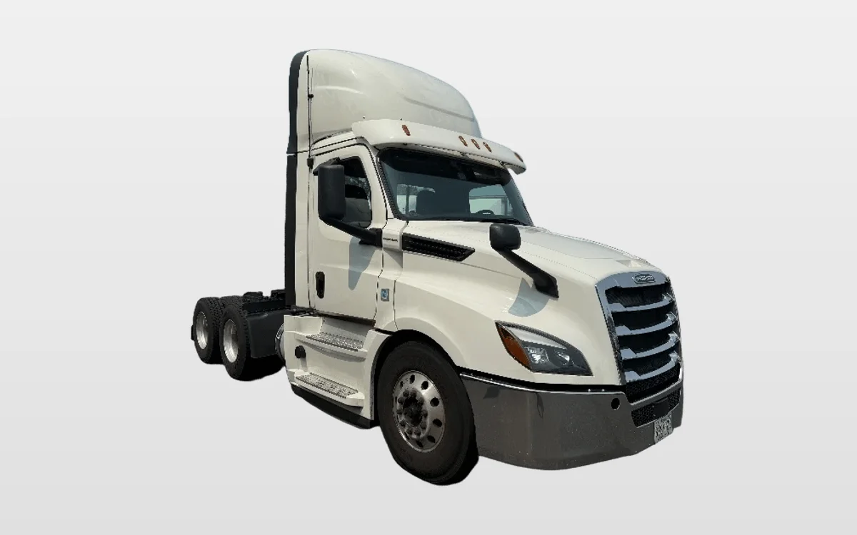 2019 Freightliner - image 1