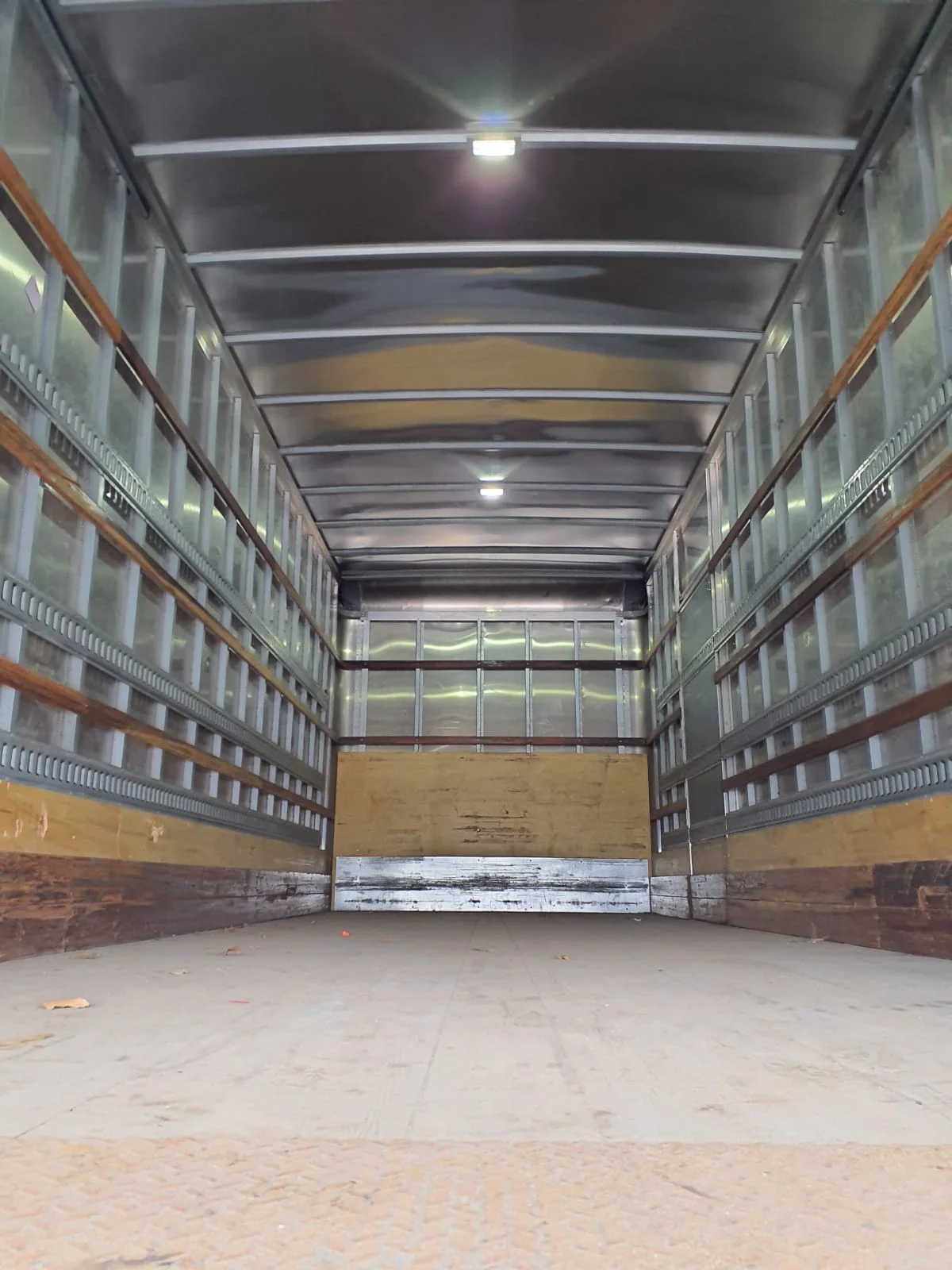 2019 Freightliner M2 106 in Oak Creek, WI — photo 8