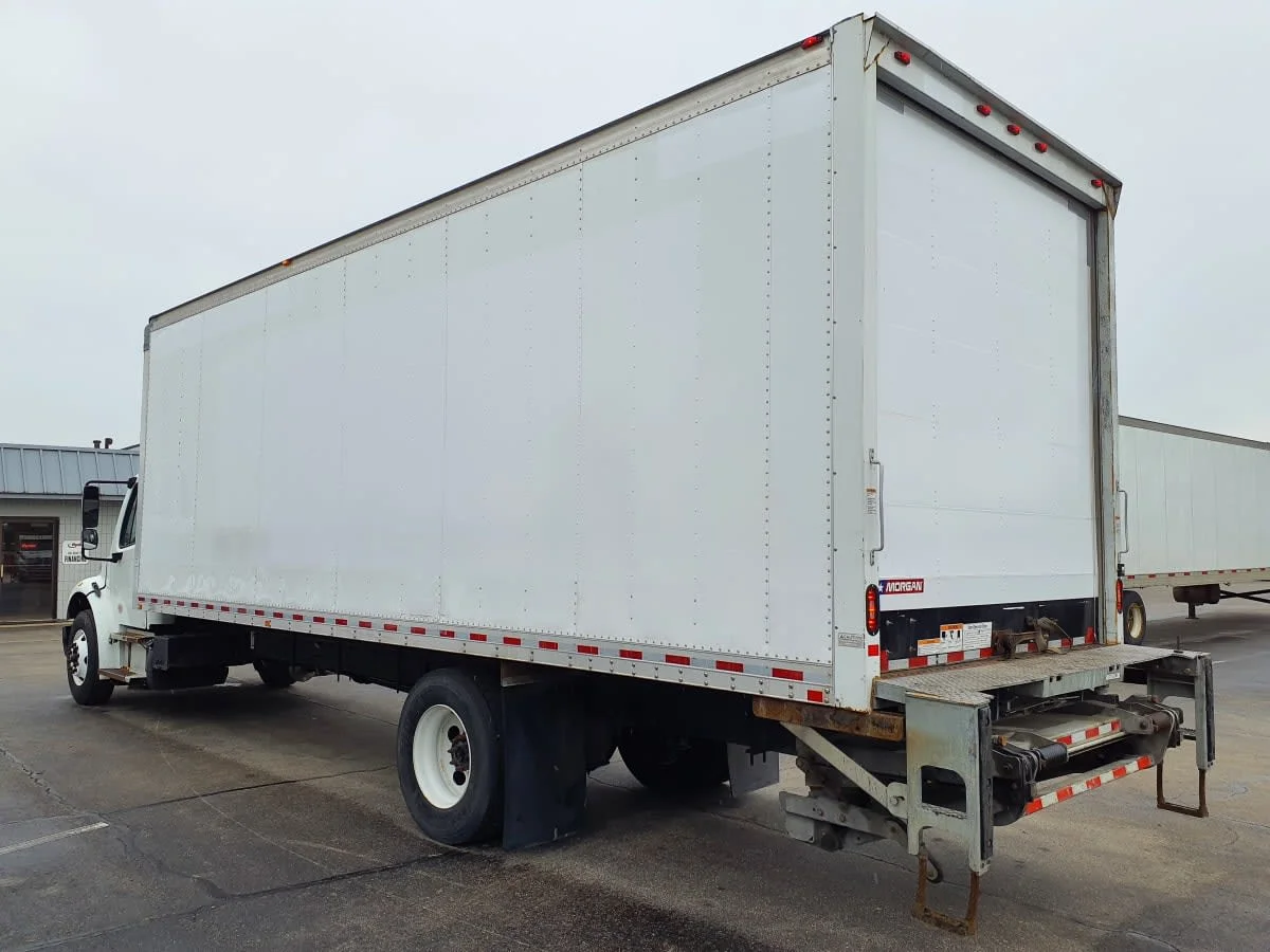 2019 Freightliner M2 106 in Oak Creek, WI — photo 6
