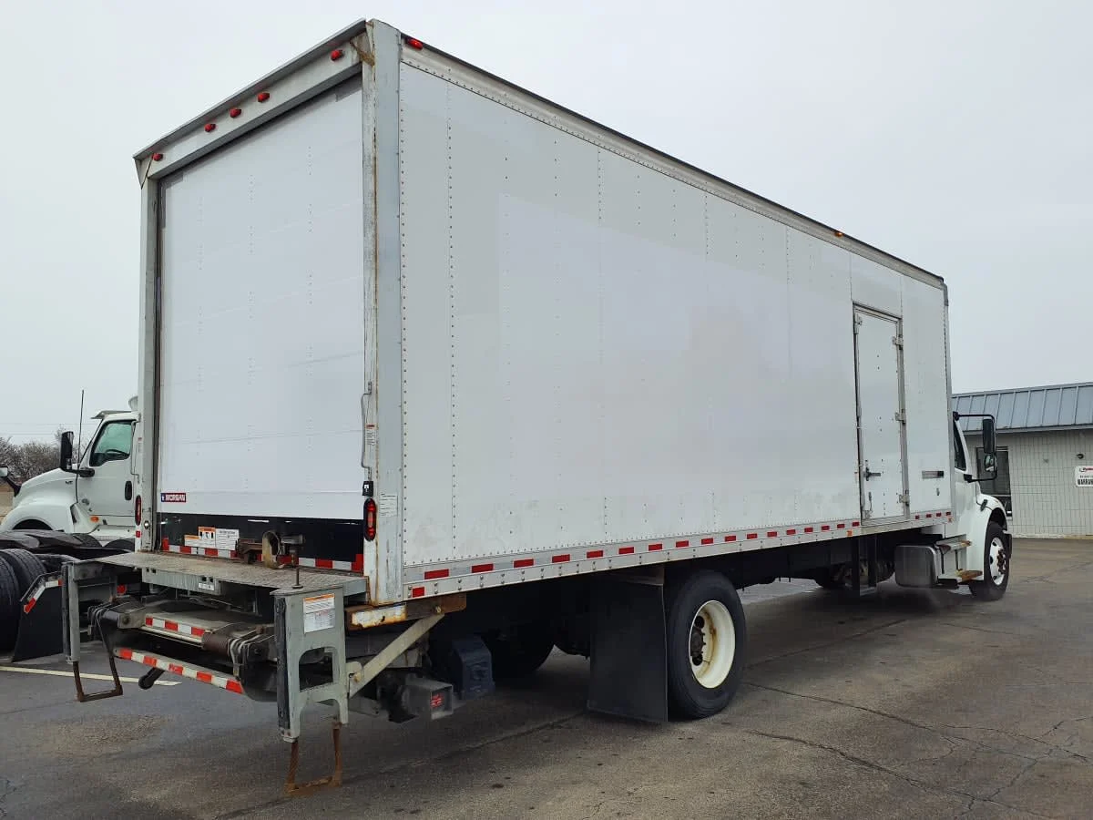 2019 Freightliner M2 106 in Oak Creek, WI — photo 4