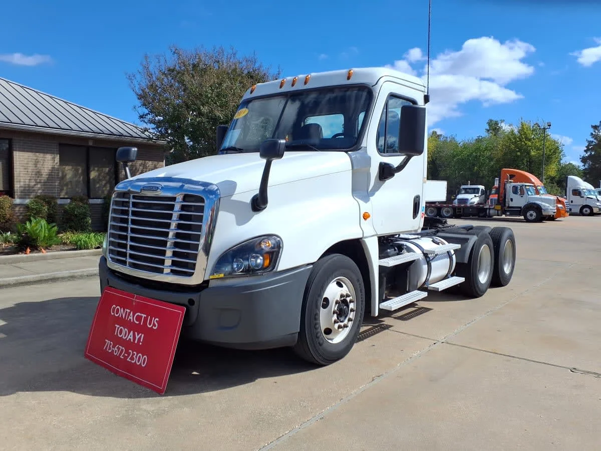 2019 Freightliner Cascadia in Houston, TX