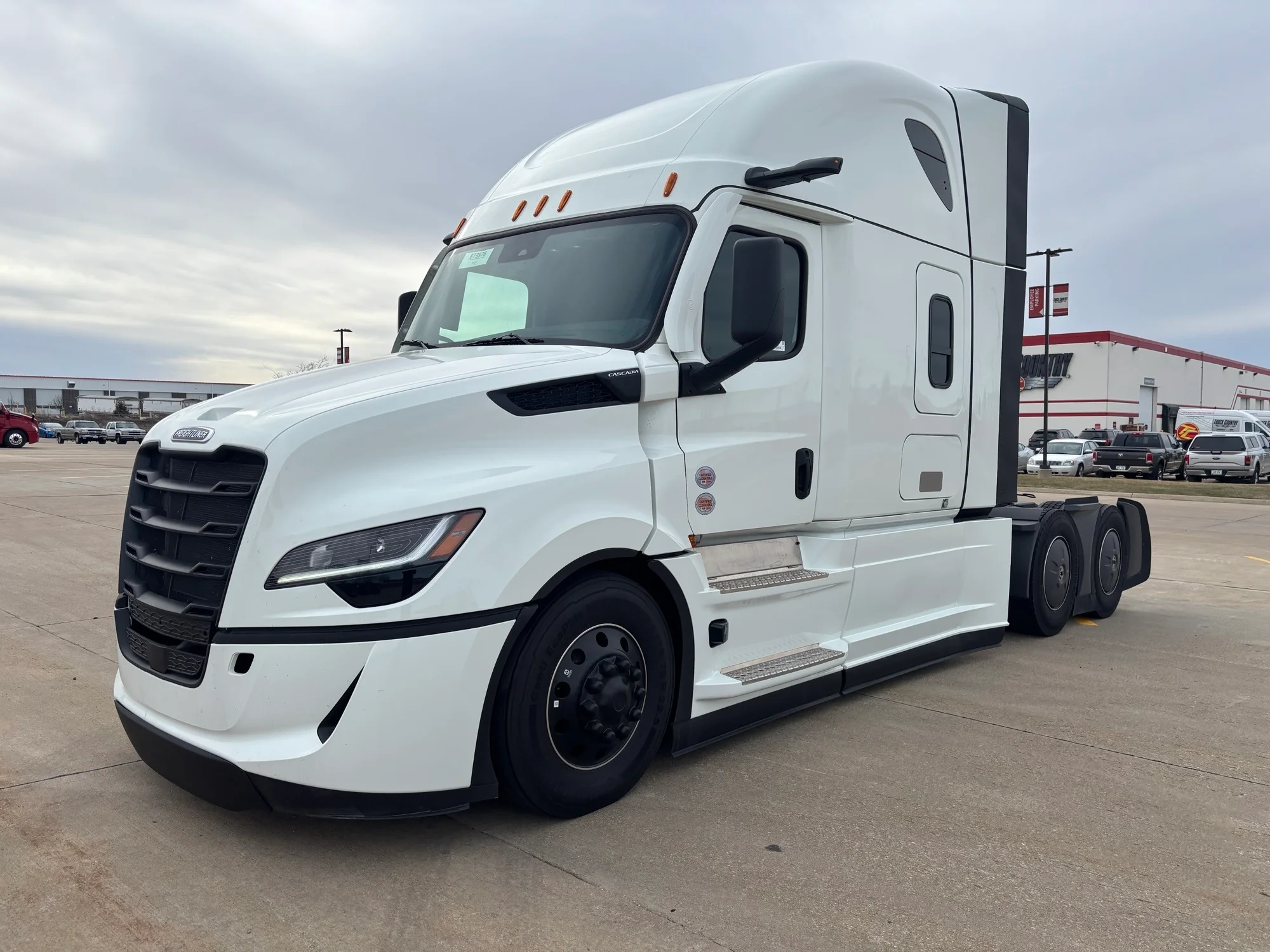 2026 Freightliner Cascadia in Dubuque, IA