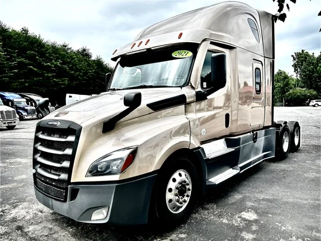 2021 Freightliner Cascadia in Nashville, TN — photo 2